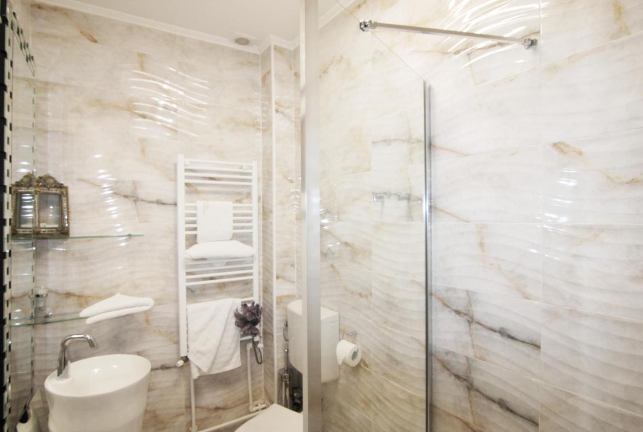 Kas 1Bd Apartment Unique Central Unirii Bukares Bagian luar foto